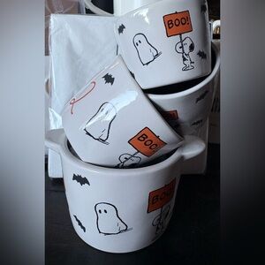 Rae Dunn Snoopy Halloween Ghost and Bat Measuring Cups